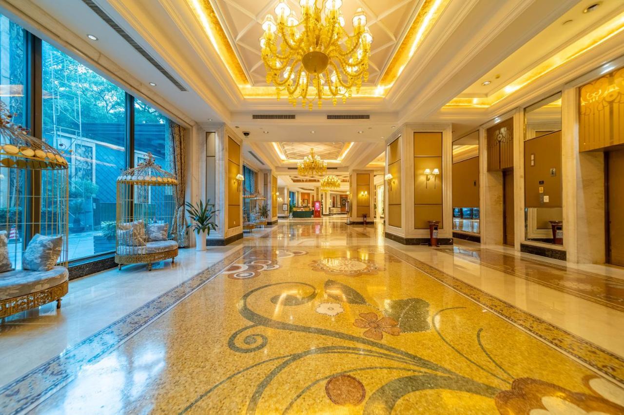Ramada Yichang Hotel Екстериор снимка