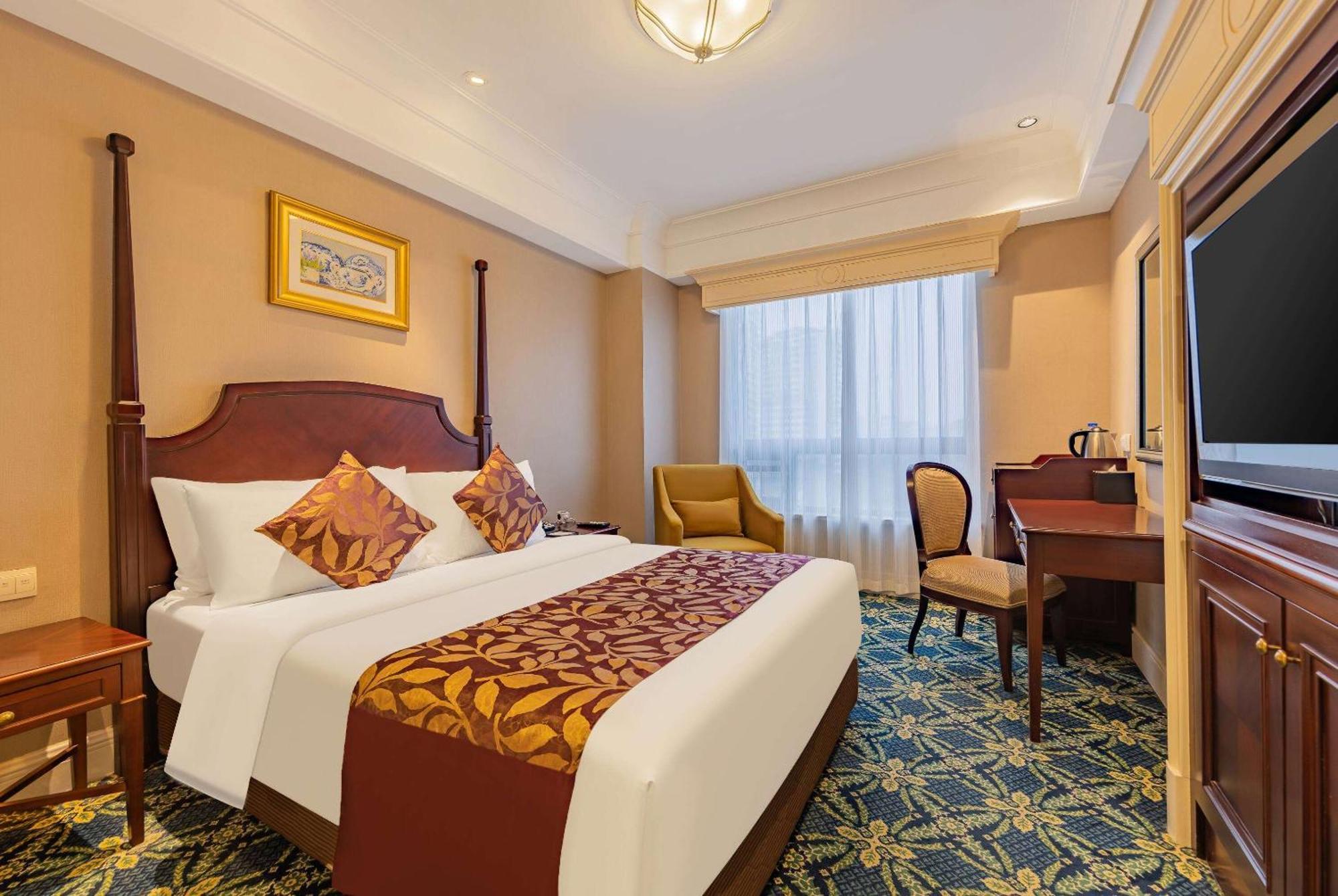 Ramada Yichang Hotel Екстериор снимка